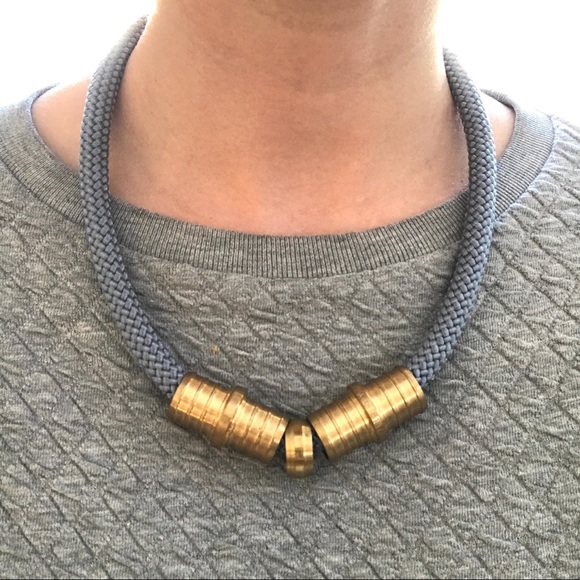 Gray rope necklace - Multiple ways to wear it - Picture 12 of 12